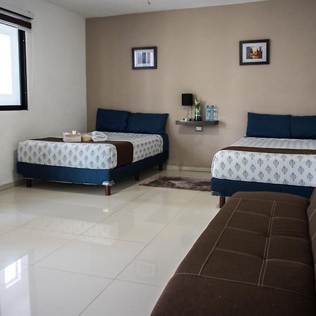 Margarett Hotel Valladolid  Buitenkant foto