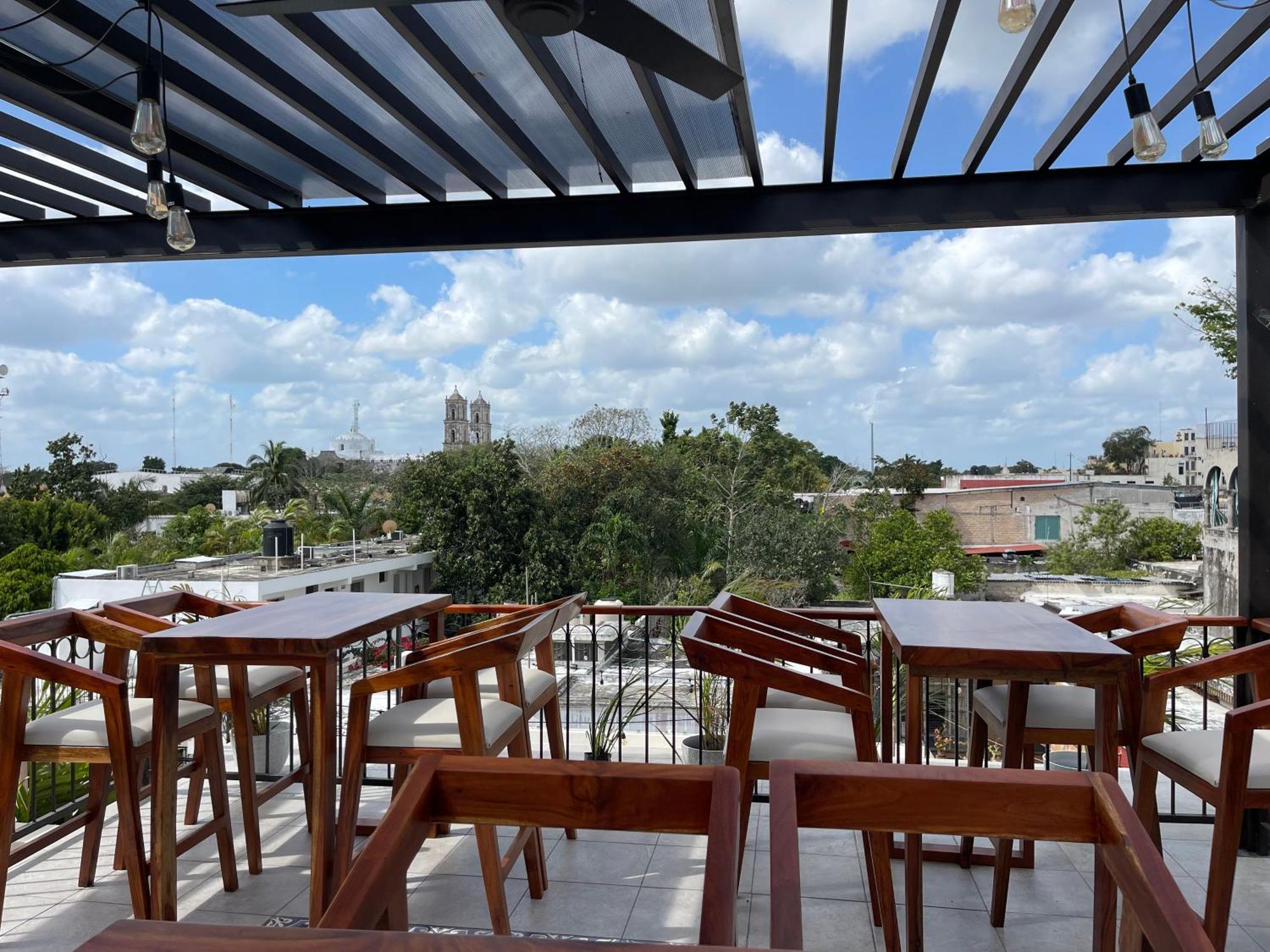 Margarett Hotel Valladolid  Buitenkant foto