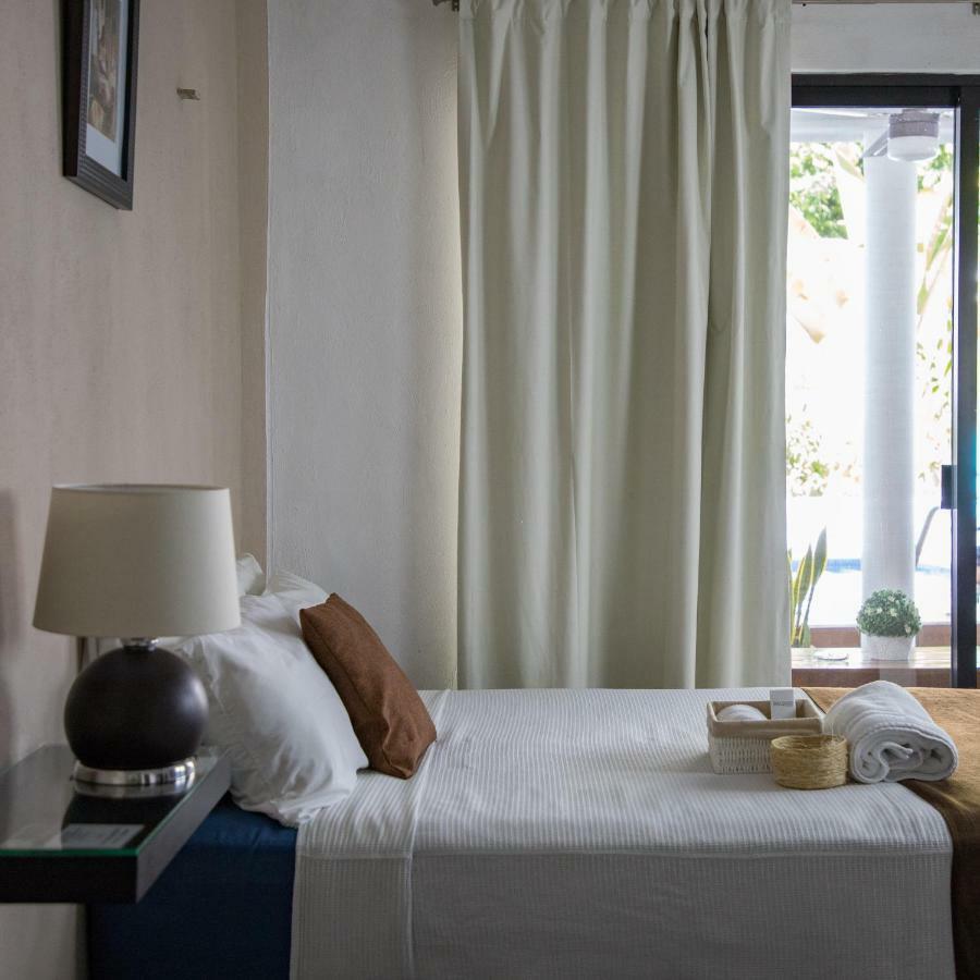 Margarett Hotel Valladolid  Buitenkant foto